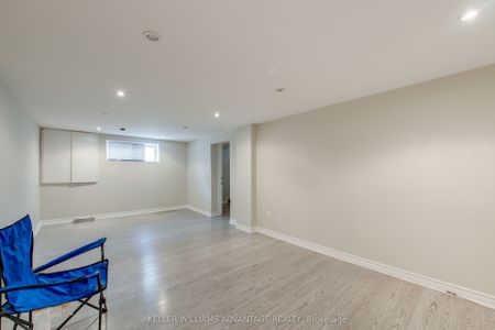 88 Wexford Boulevard #Lower Unit , - Photo 2