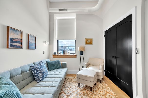 For Lease - 38 Front Street Unit# Unit # 2, Quinte West, Ontario - Photo 1