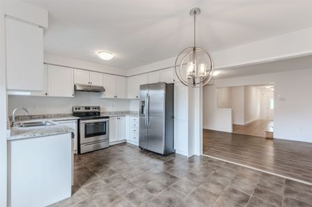 For Lease - 76 Argento Crescent, Vaughan, Ontario - Photo 4