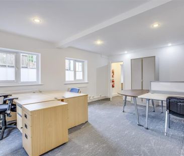 600 London Road, High Wycombe - Photo 2