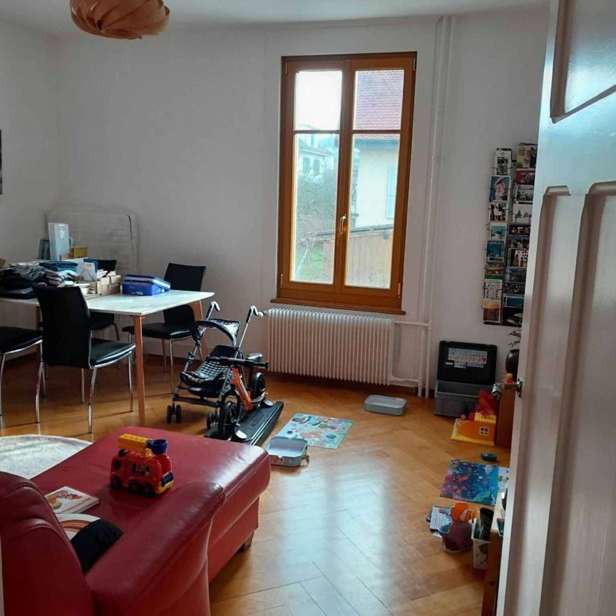 For rent 4.5 room apartment on the upper ground floor - Photo 1