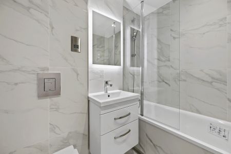 Harvest Lane, Thames Ditton, KT7 - Photo 3