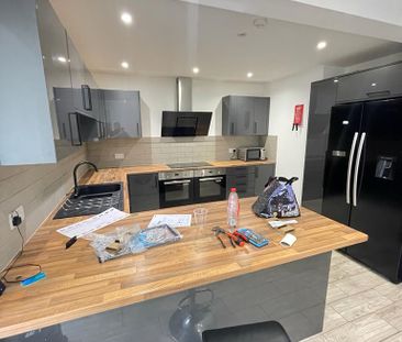 Terry Road Room 4 - Photo 6