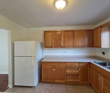 For Lease - 331 Phillip Murray Avenue Unit# Main, Oshawa, Ontario - Photo 6