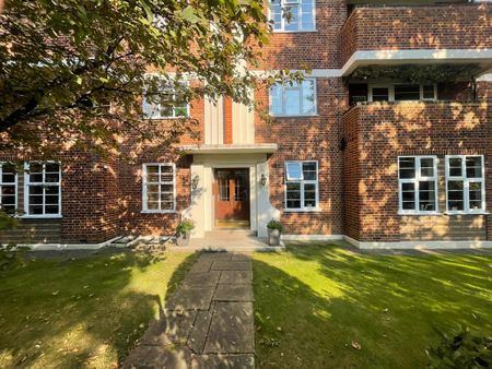 Sheen Court, Richmond, TW10 - Photo 4