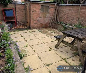 3 bedroom terraced house to rent - Photo 5