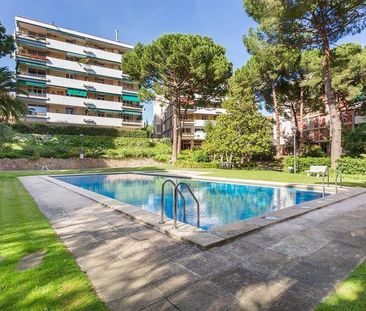 Piso de alquiler en Les Tres Torres - Photo 1