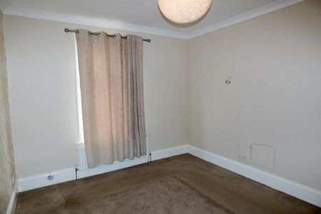 2 bed house to rent in Pollard Street, South Shields, NE33 - Photo 3