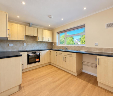 3 bedroom maisonette to rent - Photo 3