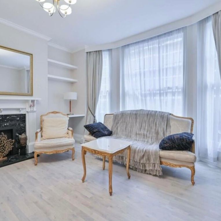 2 Bed Flat, Chiltern St, W1U - Photo 1
