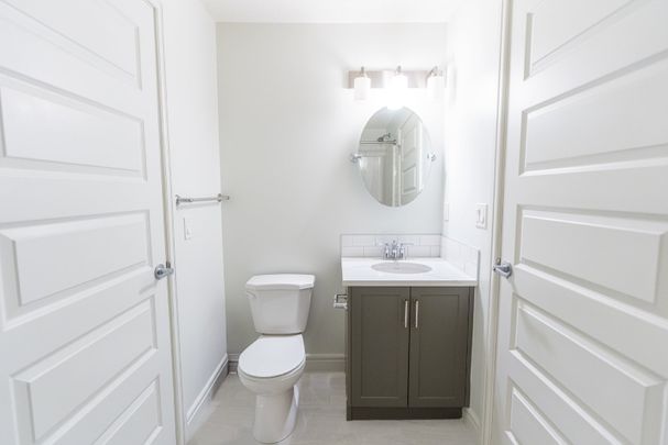 307, 10060 46 Street NE - 1 - Photo 1