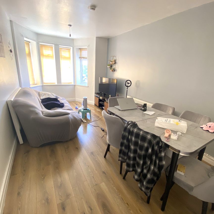 £1,100 PCM, Spacious Two Bedroom Flat in North Clive Street, Grangetown, Cardiff, CF11 6NP - Photo 1