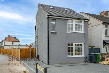 4 bedroom detached house to rent - Photo 5