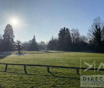 Queen Alexandra Way, Epsom, KT19 - Photo 2