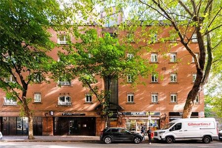 Rosebery Court, London, EC1R - Photo 2