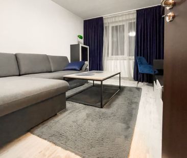 Apartament de 2 camere de închiriat Drumul Taberei/ metrou Favorit - Photo 1