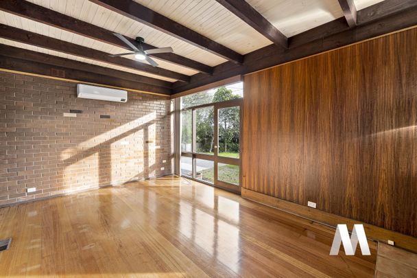 8 Shalimar Court, Vermont South VIC 3133 - House For Rent | Domain - Photo 1