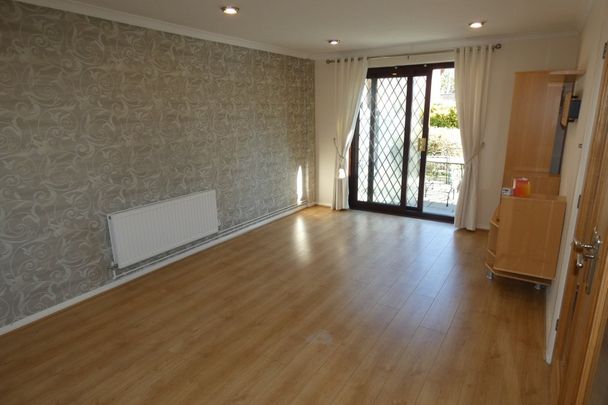 Old Orchard, Park Street, St Albans - Photo 1