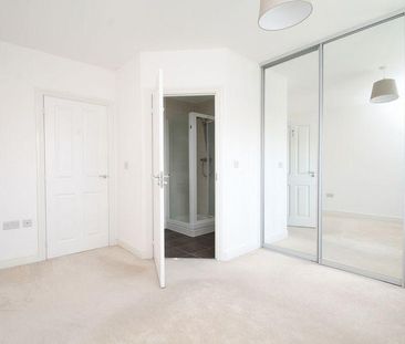 4 bedroom townhouse to rent - Photo 4