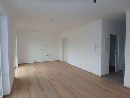 2-Zimmer Wohnung mit Terrasse, Eigengarten und Parkplatz - Photo 2