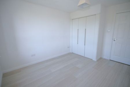 Redshank Avenue, 2 Bed Modern Unfurnished Apartment, Ferry Village – Available 06/05/2026 - Photo 5