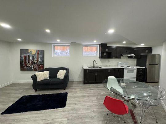 For Lease - 916 Magdalena Court Unit# B, Kitchener, Ontario - Photo 1