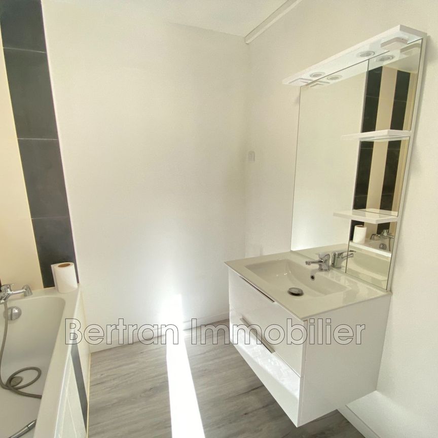 Location Maison 4 pièces 63m² RIVESALTES 66600 - Photo 1