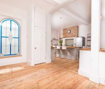 4 bedroom terraced house to rent - Photo 5