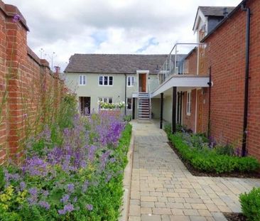 Byrkley Mews - Photo 2