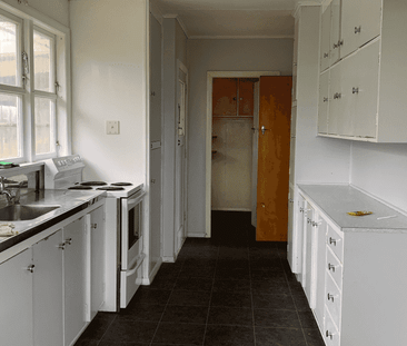 Whakaronga - 3 Bedrooms - Photo 2