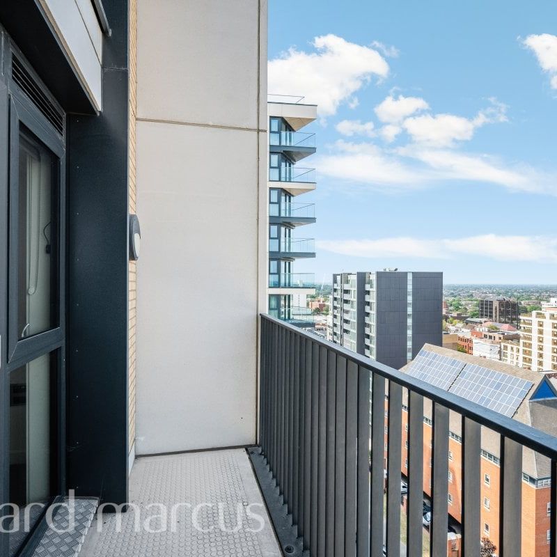 Sutton Court Road - Photo 1