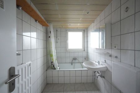 Richtig nett: gut aufgeteilte Dachgeschosswohnung in Vorst - Photo 3