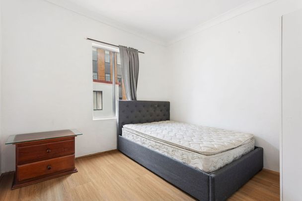 Spacious Rooms - Photo 1