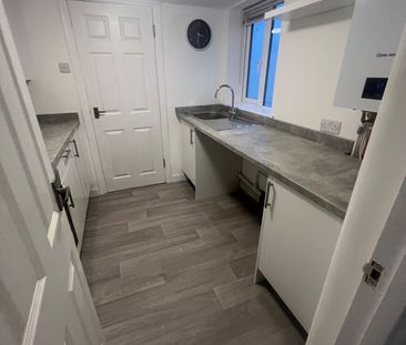 1 Bed Flat, Viaduct Road, BN1 - Photo 5