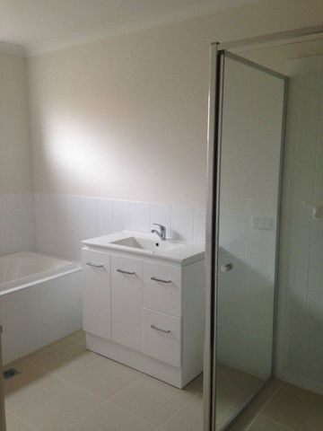 ADDISON REAL ESTATE - Photo 5