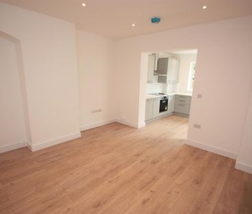 Bryony Road, Shepherds Bush, London, W12 0SS - Photo 6