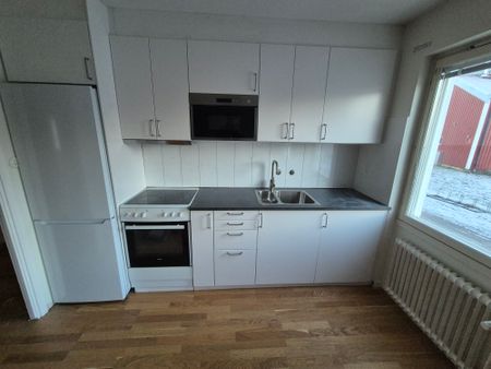 Järnvägsgatan 15B - Photo 2