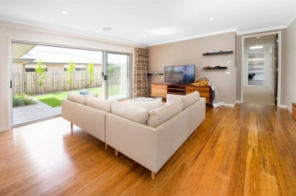 Stunning 4 Bedroom Home in Googong - Photo 1