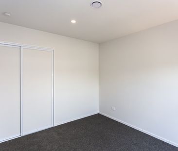Brand new two bedroom townhouse! - Photo 4