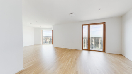 Urbanes Wohnen: 64m² | Wohnung mit zwei Balkonen im 18. OG | The Metropolitan | verfügbar ab 1.12.2025 - Photo 2