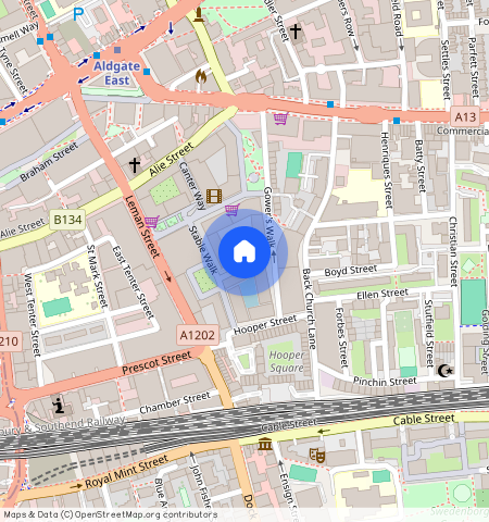 Times Square, London, E1