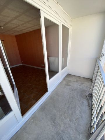 Appartement T2 de 45m2 tout proche du centre-ville - Photo 4