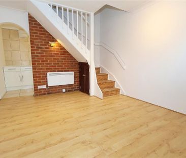 1 bedroom terraced house to rent - Photo 2