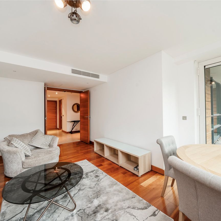 Pavilion Apartments, London, NW8, London - Photo 1