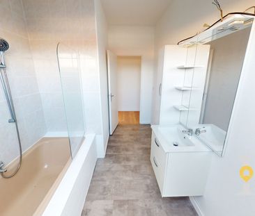 Location Appartement 5 pièces 103m² STIRING WENDEL 57350 - Photo 2