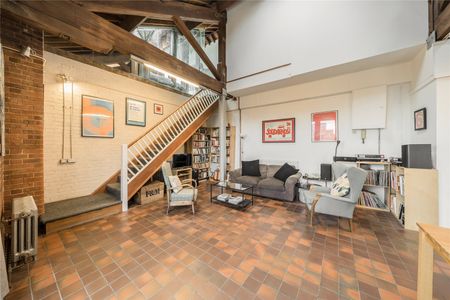 Morris Road, E14 - Photo 3