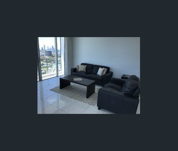 Southport Central - Fully Furnished 3 bedroom - Photo 2