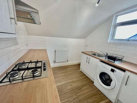 Balmoral Road, Gillingham, ME7 - Photo 4