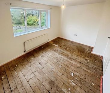 2 bedroom end of terrace house to rent - Photo 5