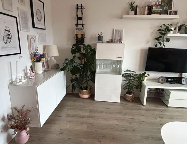 Nachmieter gesucht: Hochwertige 2 Zimmer Wohnung in ruhiger Lage - Photo 1